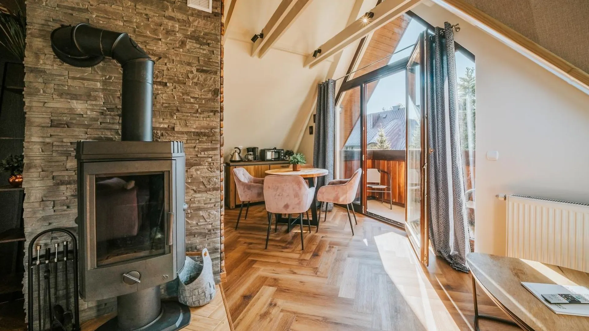 Visitzakopane - Supernova Apartment contacts